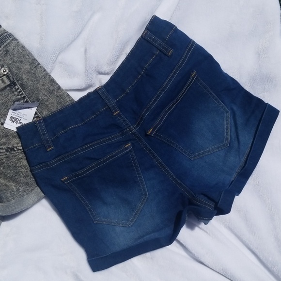 Shorts Bundle - Picture 5 of 5